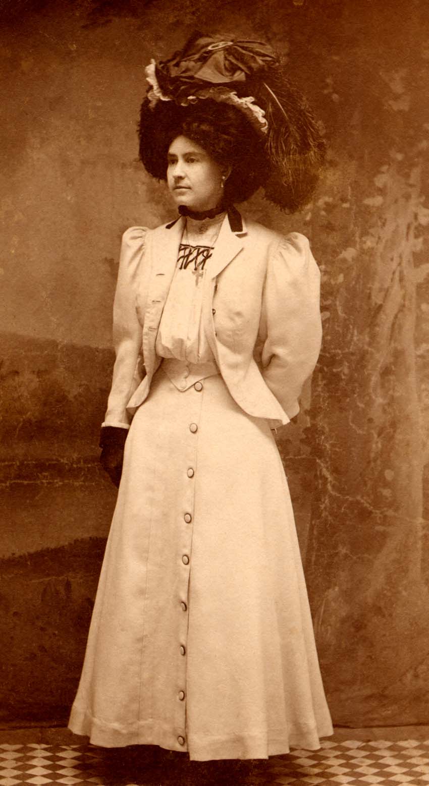 Nora Prudom Dickey McGill Jarrell [Allottee #1707]. Osage Nation Museum [P01-0259].