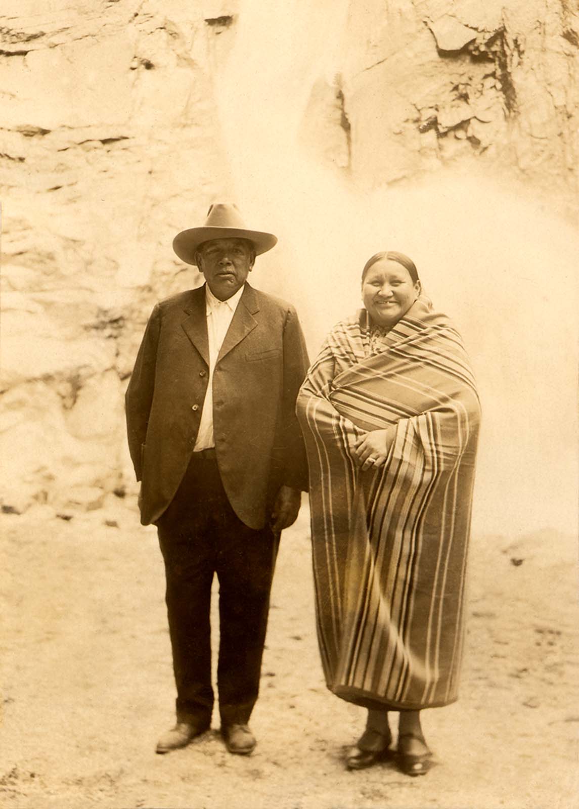 Left to right: Daniel West [Allottee #77]; Hum-pah-to-kah (Elda Whitehorn Webb Martin West) [Allottee #409]. Osage Nation Museum [P01-3141].