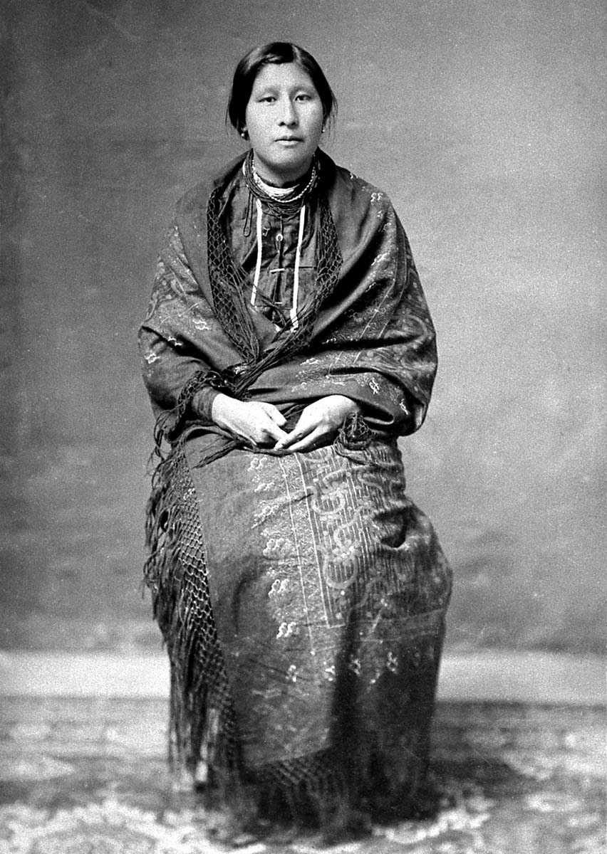 Wah-sop-py-wah-kah (Mary Pappin Red Eagle) [Allottee #73]. Osage Nation Museum [P01-3353].